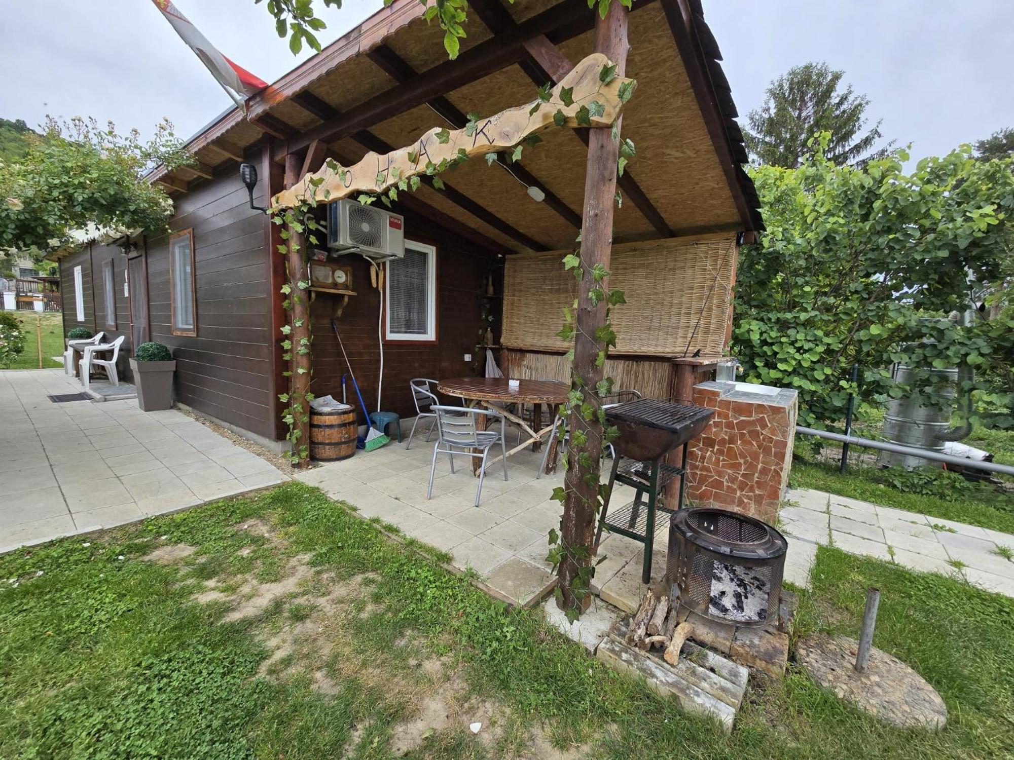 Dedin Konak Golubac Exterior foto